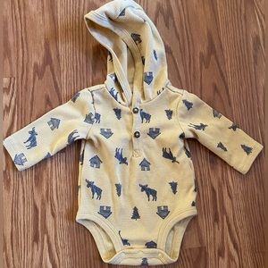 Carter’s hooded onesie